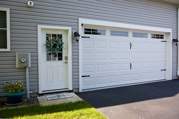 24/7 Emergency Garage Door Roller Replacement experts in Warren, OR